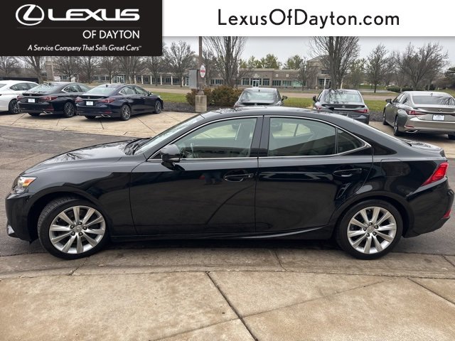 Used 2016 Lexus IS 300 AWD image 6