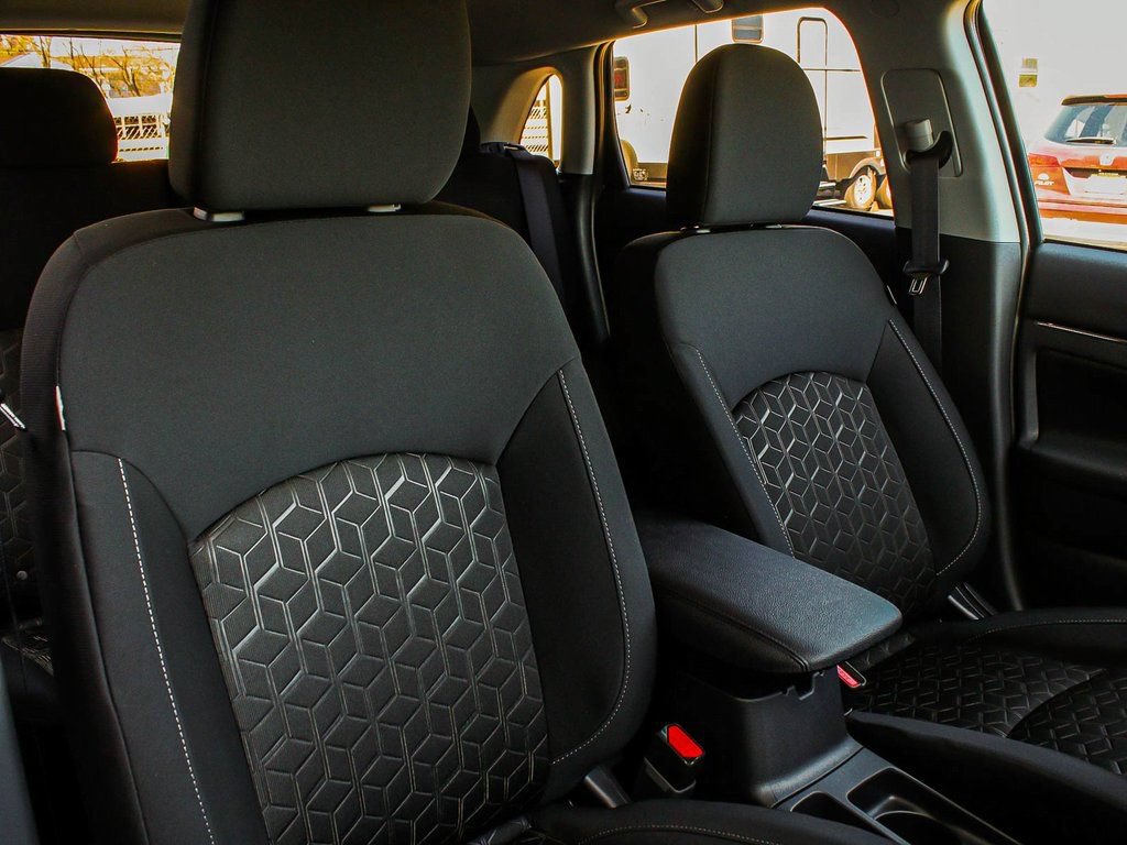 New 2025 Mitsubishi Outlander Sport ES AWD/4WD image 39