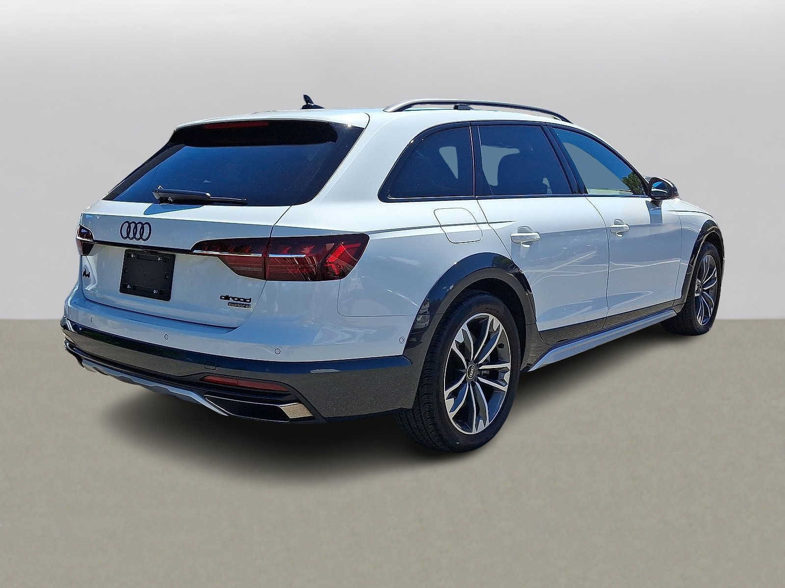 Certified 2023 Audi A4 2.0T allroad Prestige AWD/4WD image 31