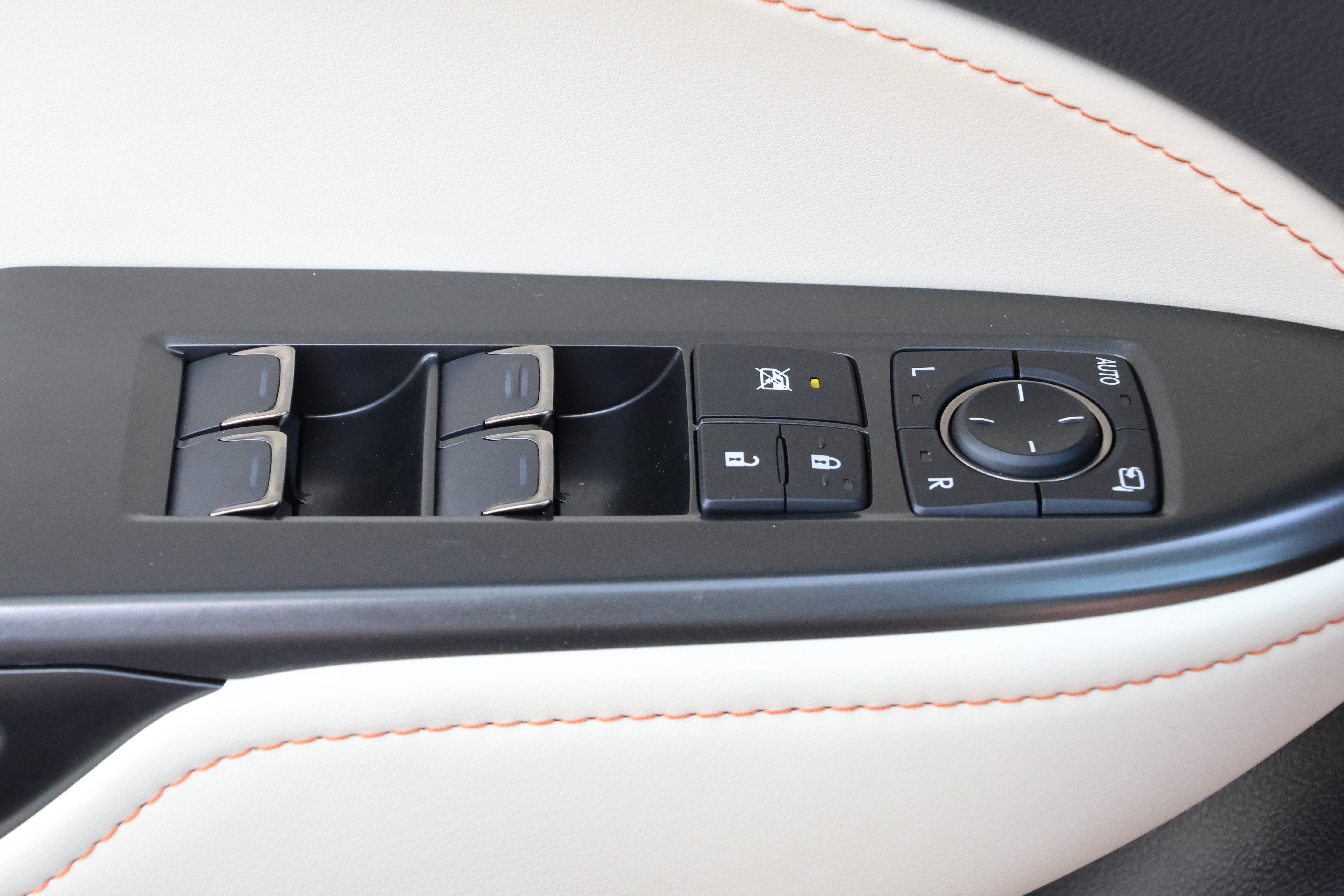 Used 2024 Lexus NX 250 FWD w/ Cold Area Package image 14