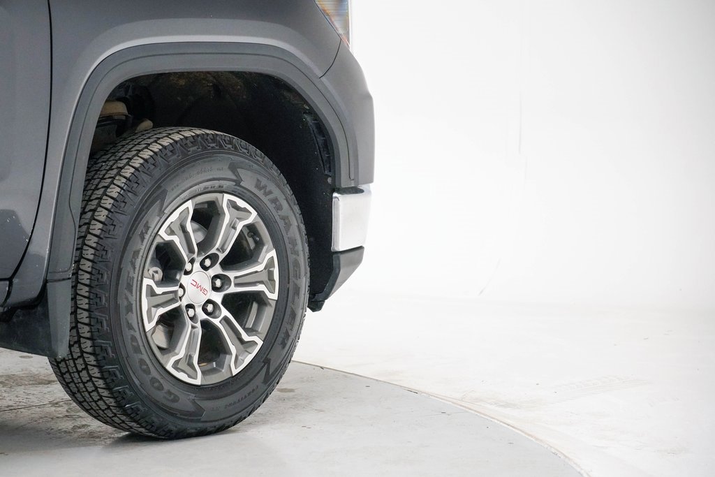 Used 2022 GMC Sierra 1500 SLE image 11