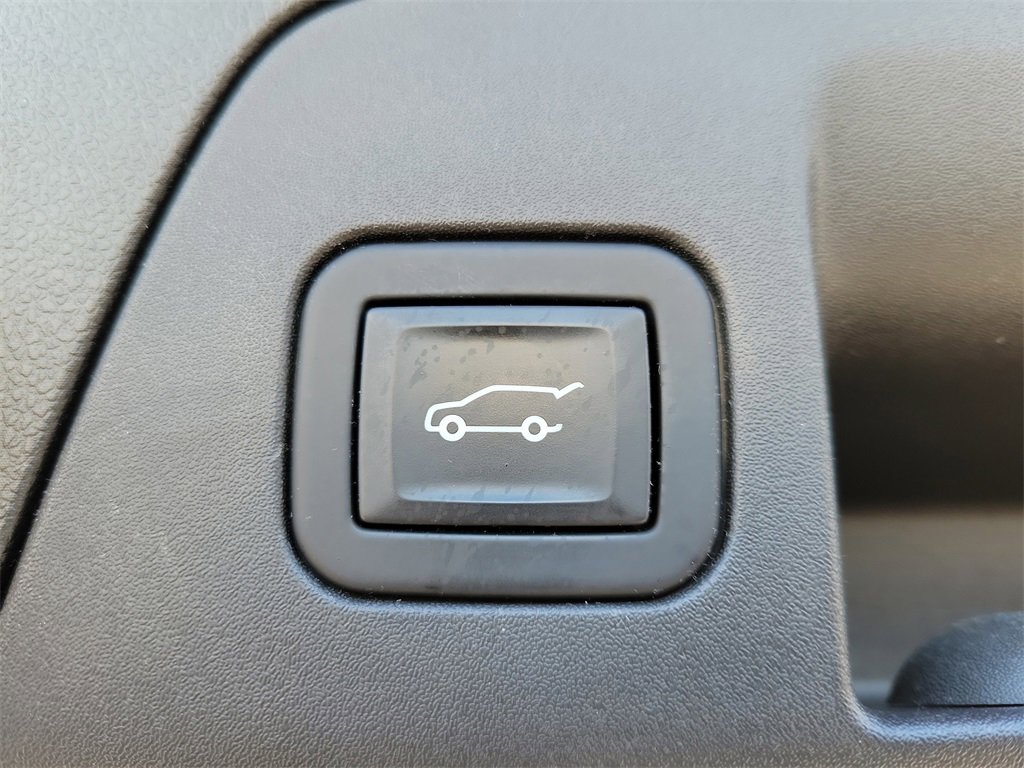 Used 2022 Buick Envision Avenir w/ Technology Package II image 10