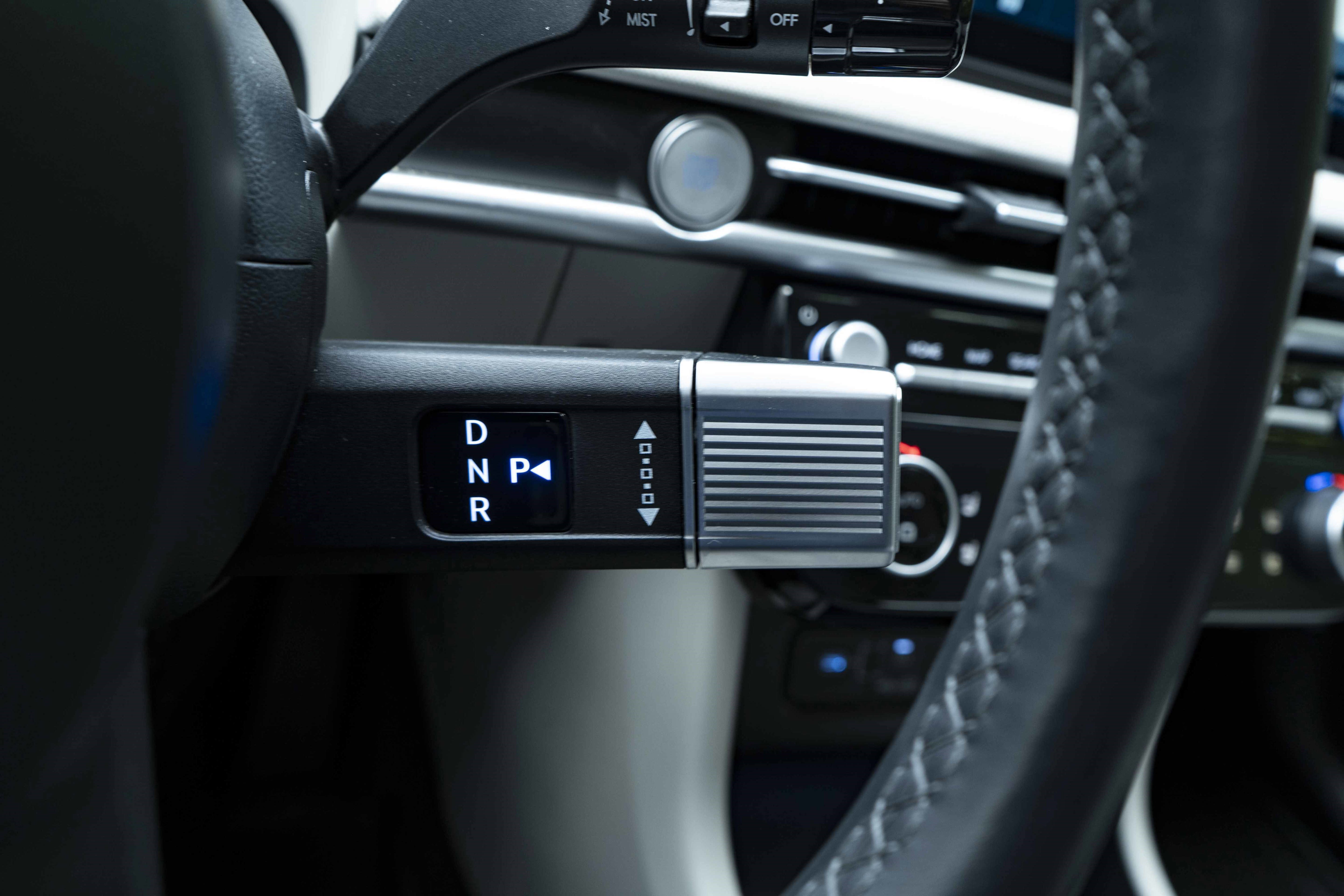 Used 2025 Hyundai Tucson Limited image 25