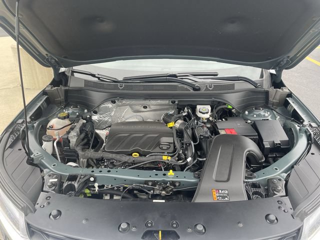 Used 2025 Chevrolet Trax LT FWD image 42