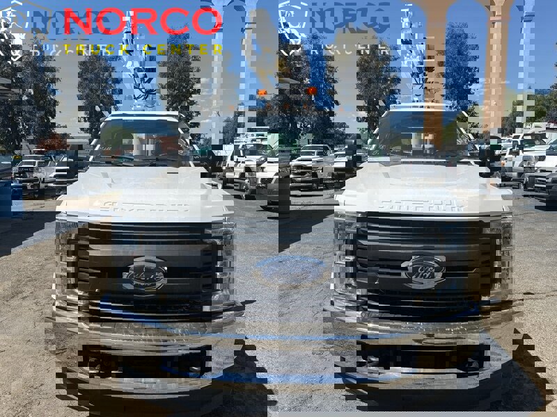 Used 2018 Ford F350 XL w/ Power Equipment Group image 3