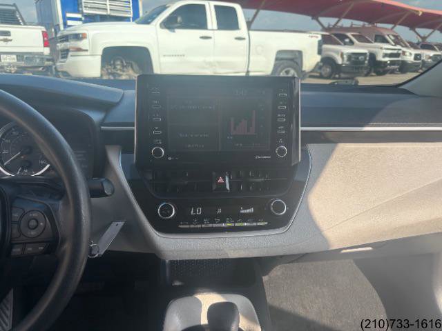 Used 2021 Toyota Corolla LE image 21