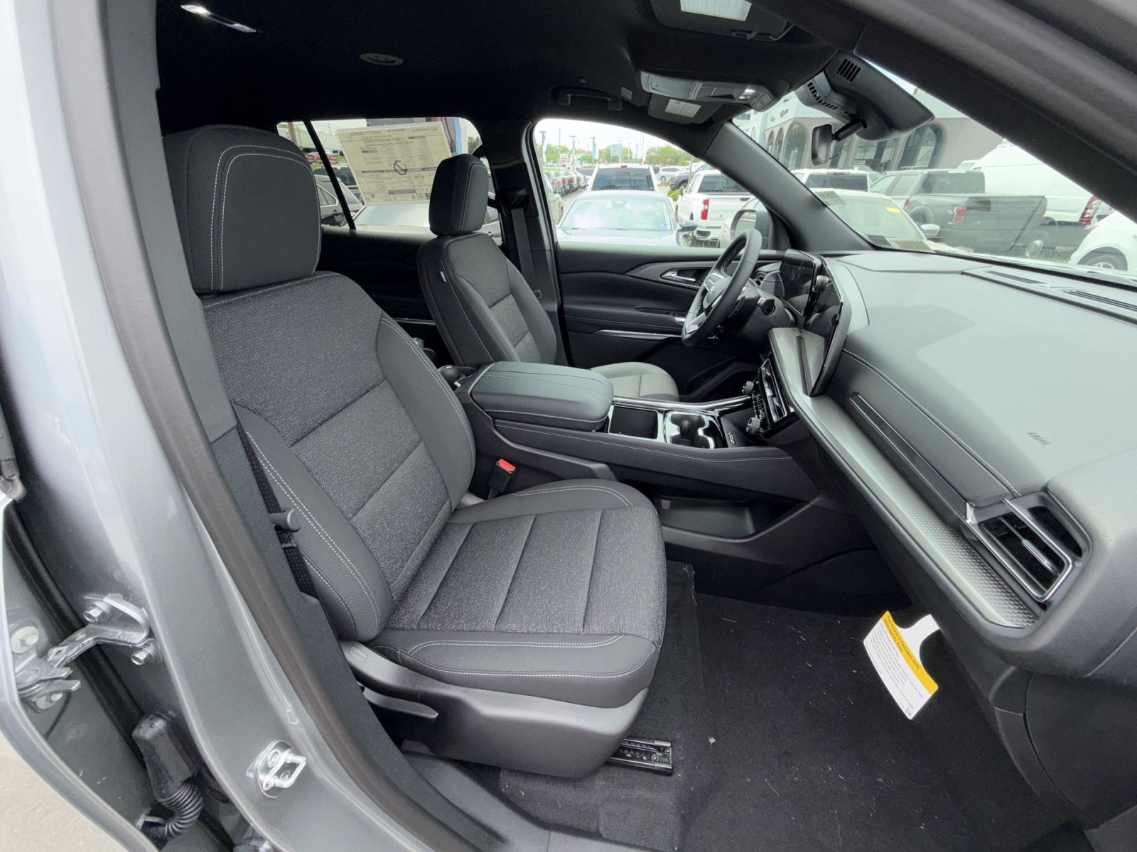 New 2026 Chevrolet Traverse LT FWD image 27