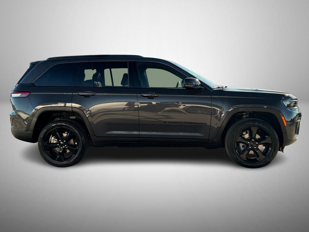 New 2026 Jeep Grand Cherokee Limited w/ Limited Altitude Package image 6