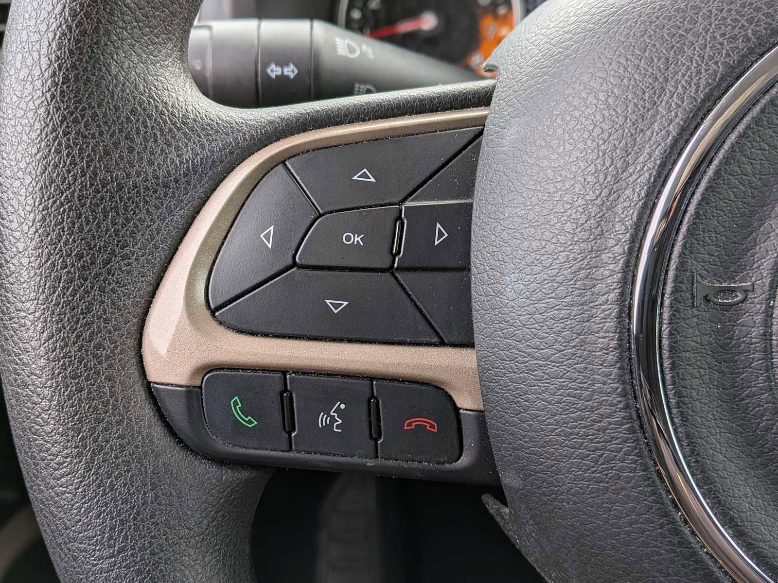 Used 2017 Jeep Renegade Sport w/ Power & Air Group image 21