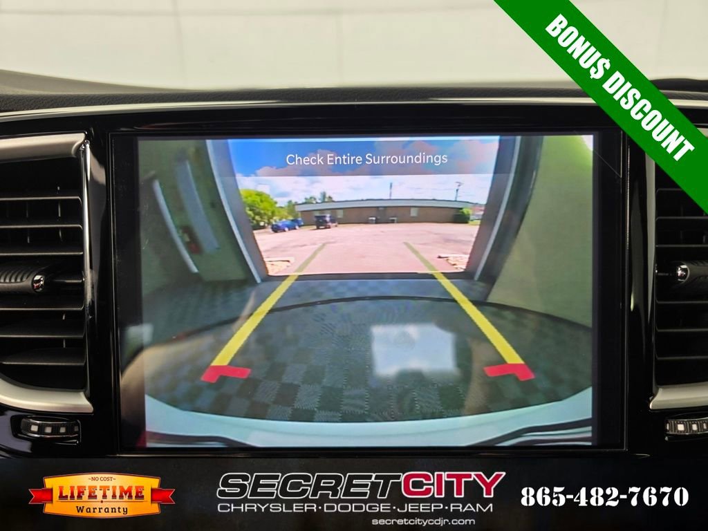 New 2026 Chrysler Voyager LX image 19