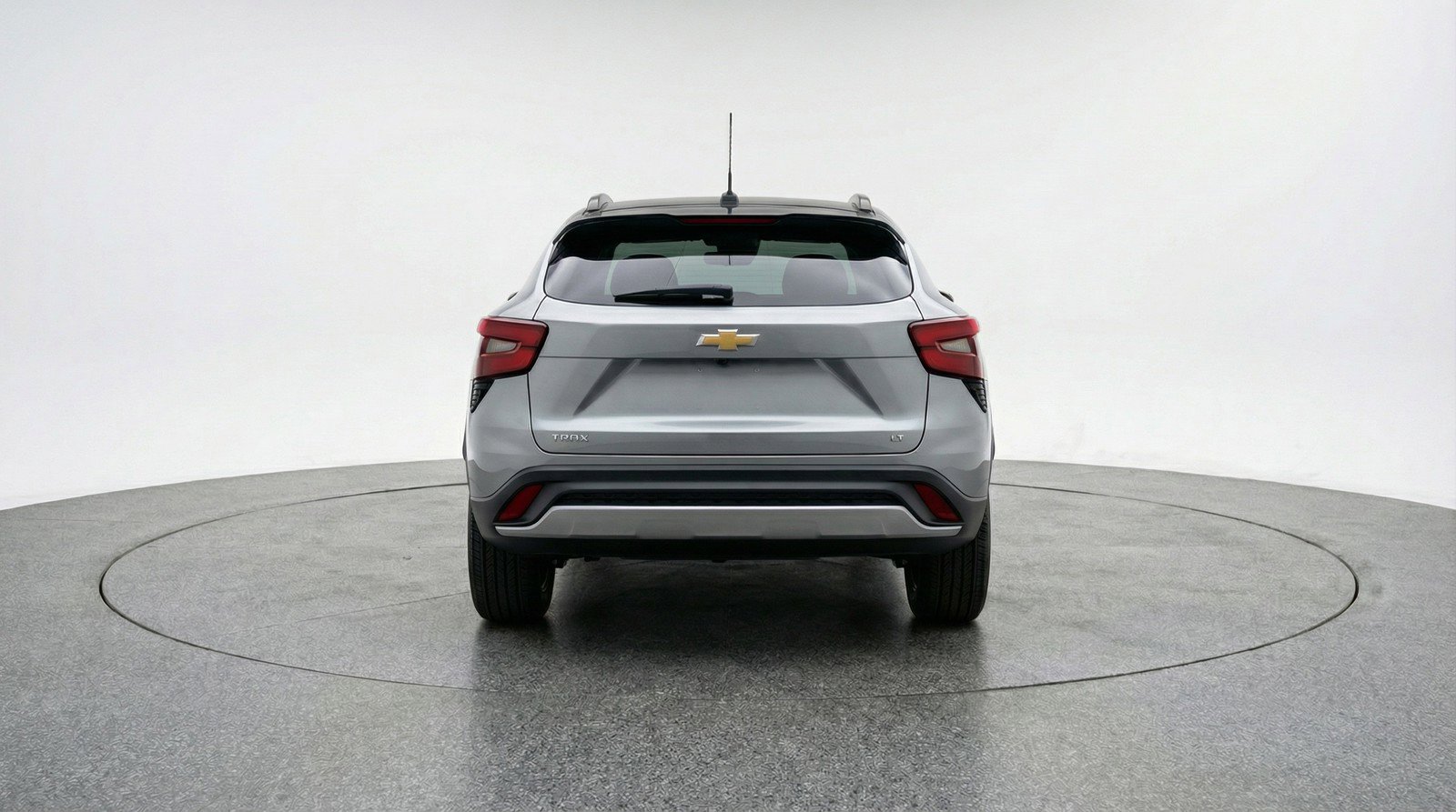 Used 2025 Chevrolet Trax LT FWD image 7