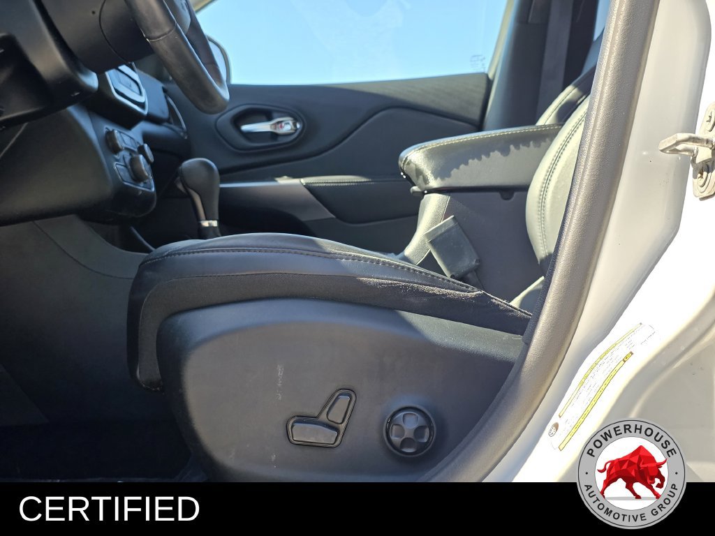 Used 2019 Jeep Cherokee Limited FWD image 25
