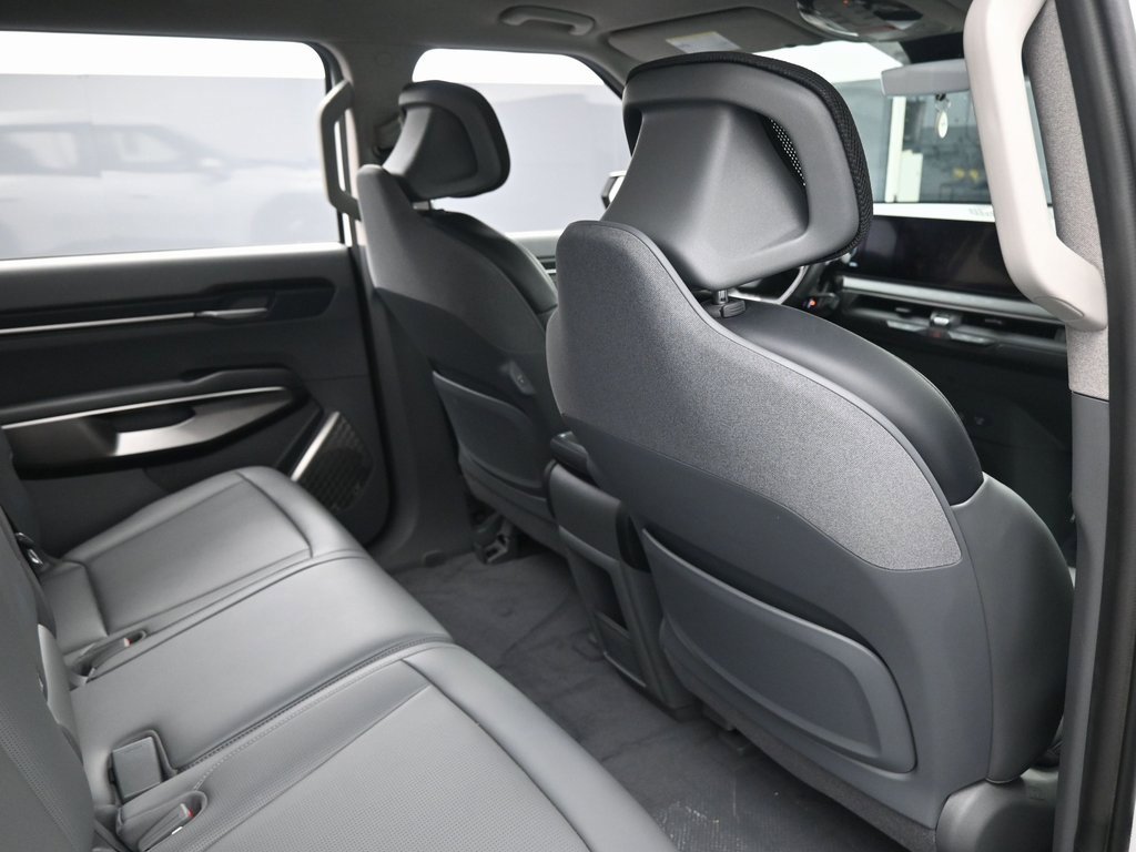 Used 2024 Kia EV9 Light image 39