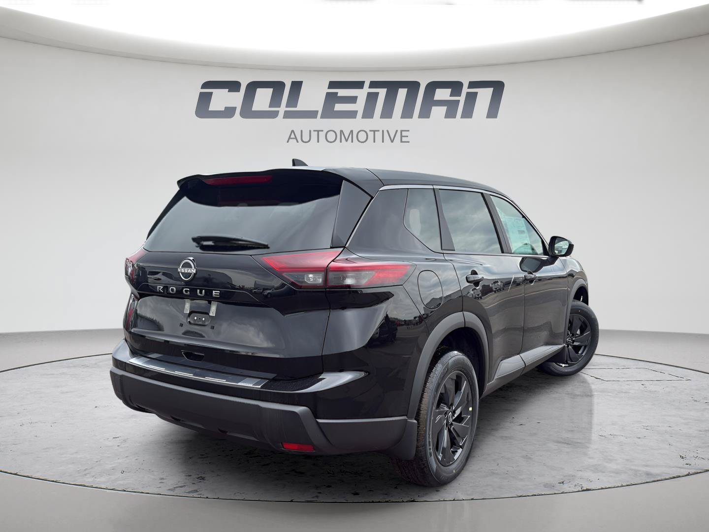 New 2026 Nissan Rogue SV w/ Cold Weather Package FWD image 5