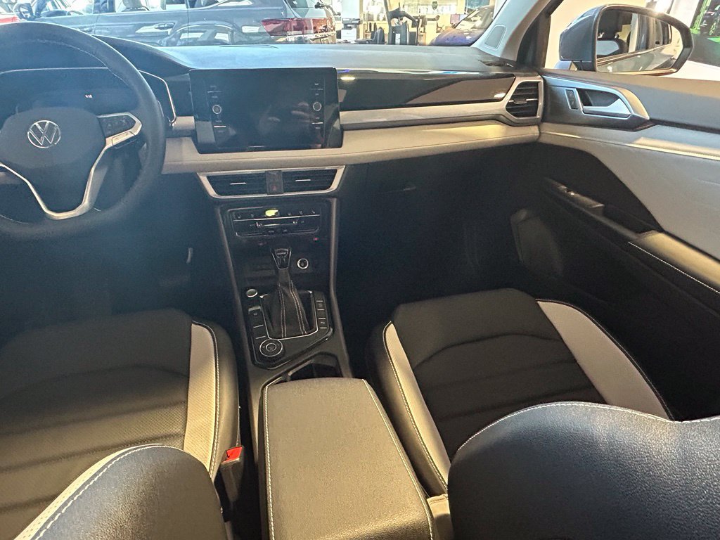 New 2026 Volkswagen Taos SEL AWD/4WD image 11
