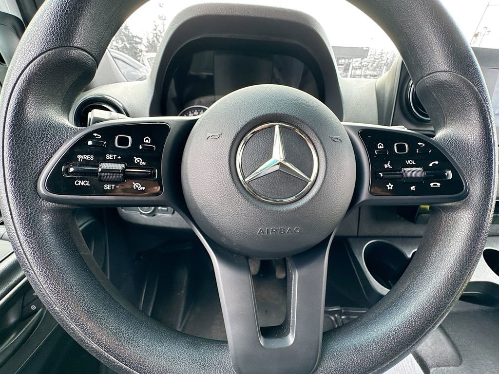 Used 2023 Mercedes-Benz Sprinter 2500 image 28