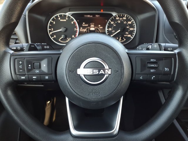 Used 2024 Nissan Rogue S AWD/4WD image 11