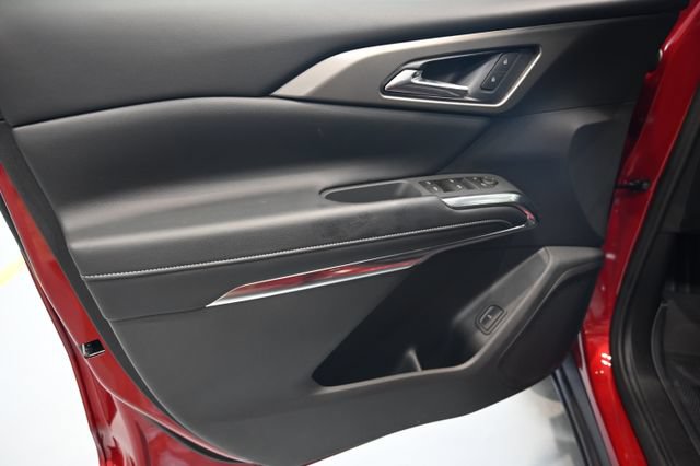 New 2026 Chevrolet Traverse LT w/ LPO, Floor Liner Package FWD image 26