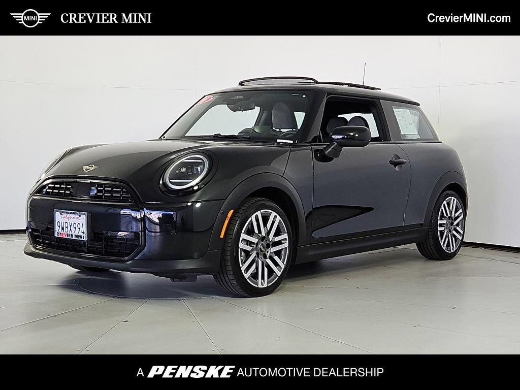 Used 2026 MINI Cooper 2-Door Hardtop FWD image 1
