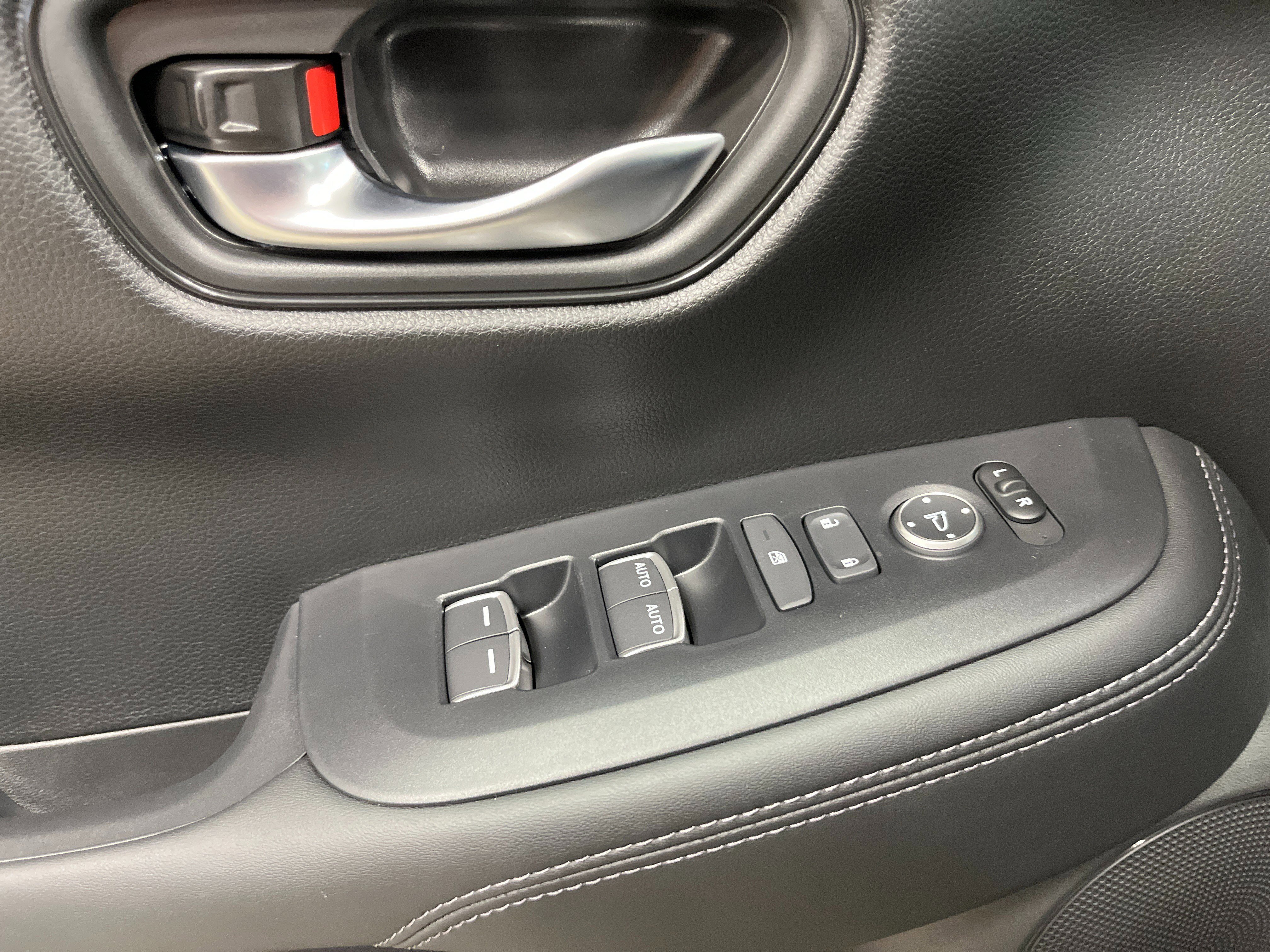 New 2027 Honda HR-V EX-L image 17