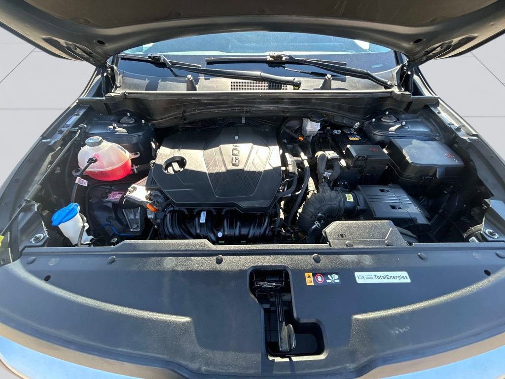 Used 2024 Kia Sportage LX image 10