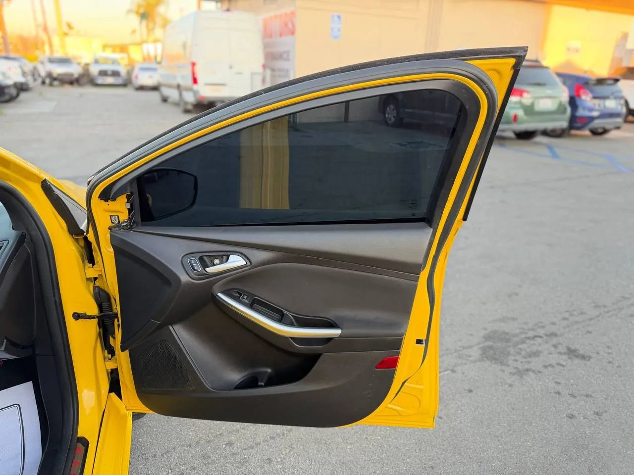 Used 2017 Ford Focus ST image 33
