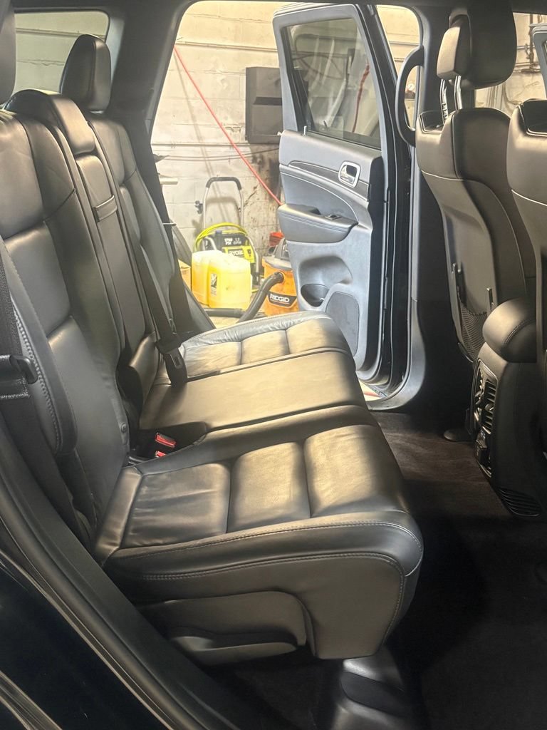 Used 2018 Jeep Grand Cherokee Limited AWD/4WD image 20
