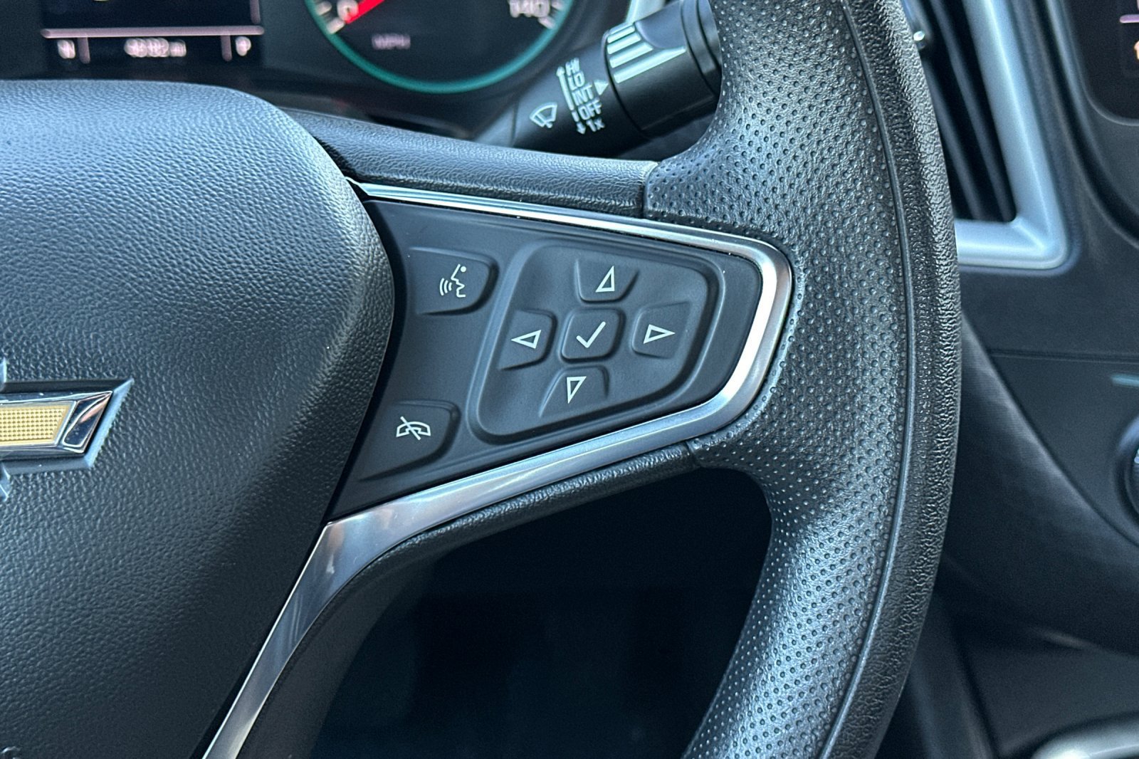 Used 2024 Chevrolet Malibu LT FWD image 31
