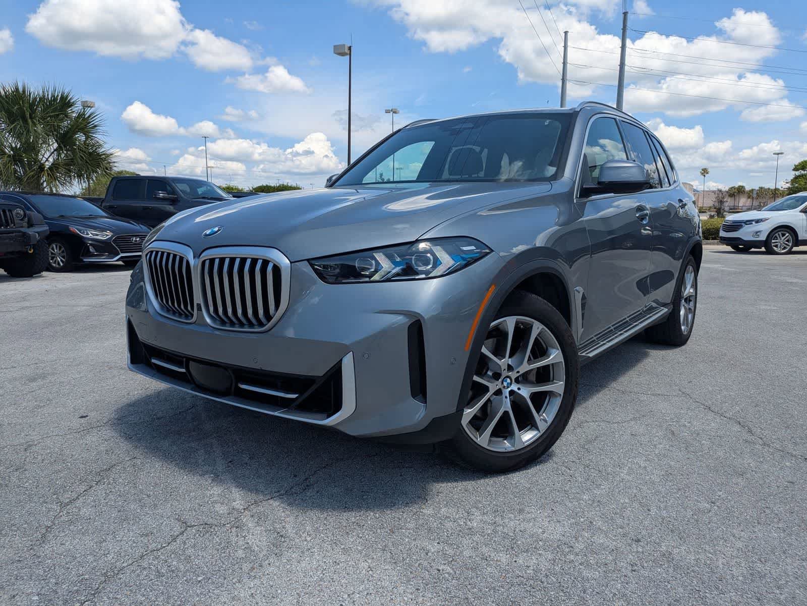 Used 2024 BMW X5 xDrive40i AWD/4WD image 1