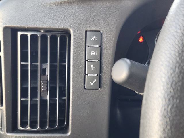 Used 2025 Chevrolet Express 3500 LS RWD image 25