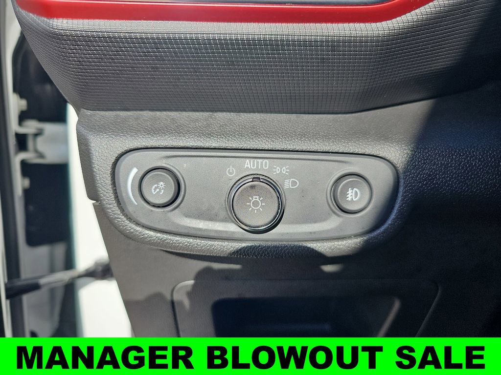 Used 2023 Chevrolet TrailBlazer RS image 25