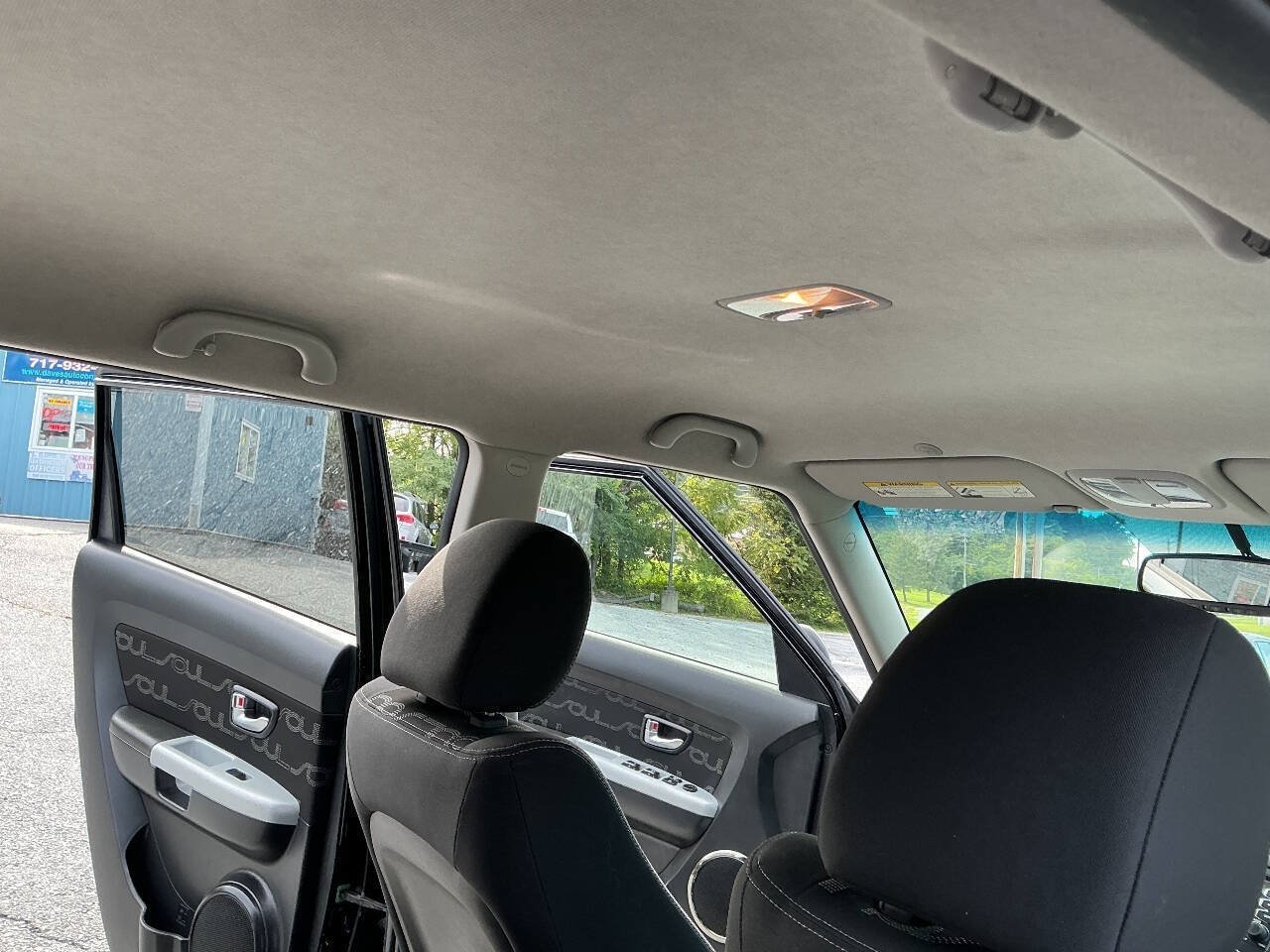 Used 2012 Kia Soul + w/ Audio Pkg FWD image 26