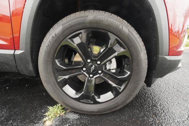 Used 2025 Chevrolet Equinox LT w/ Convenience Package II image 41