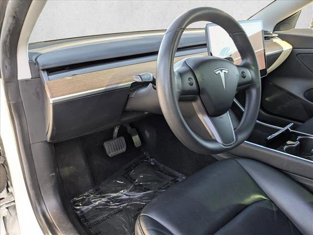 Used 2020 Tesla Model 3 Standard Range Plus image 10