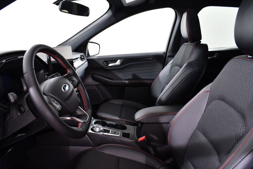 New 2025 Ford Escape ST-Line Select w/ Tech Pack #1 AWD/4WD image 13