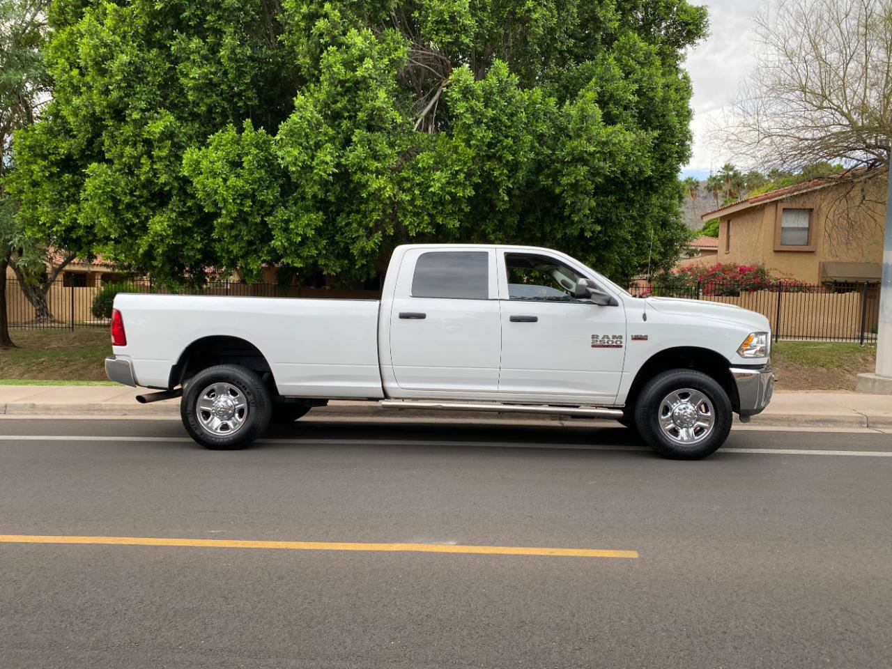 Used 2018 RAM 2500 Tradesman w/ Chrome Appearance Group image 8