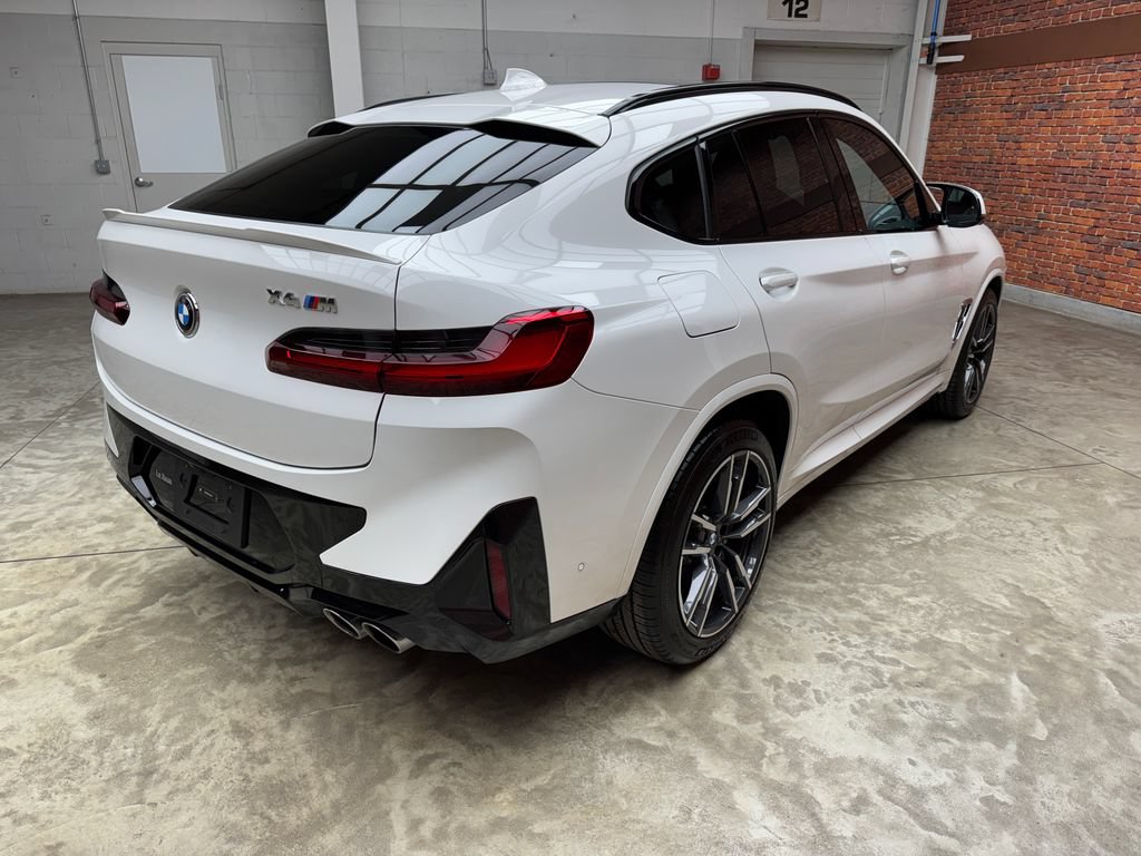 Certified 2025 BMW X4 M w/ Executive Package AWD/4WD image 5