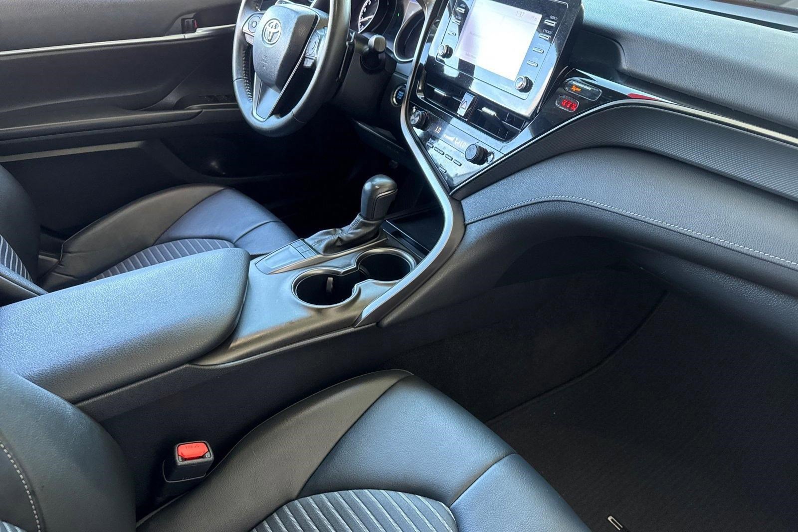 Certified 2023 Toyota Camry SE w/ Convenience Package image 31