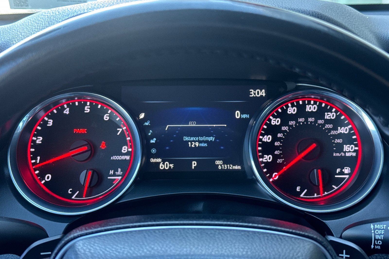 Used 2020 Toyota Camry XSE image 27