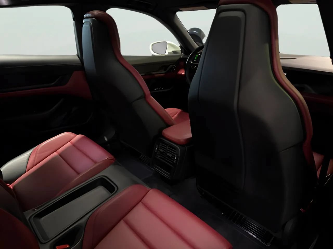 Used 2022 Porsche Taycan RWD image 20
