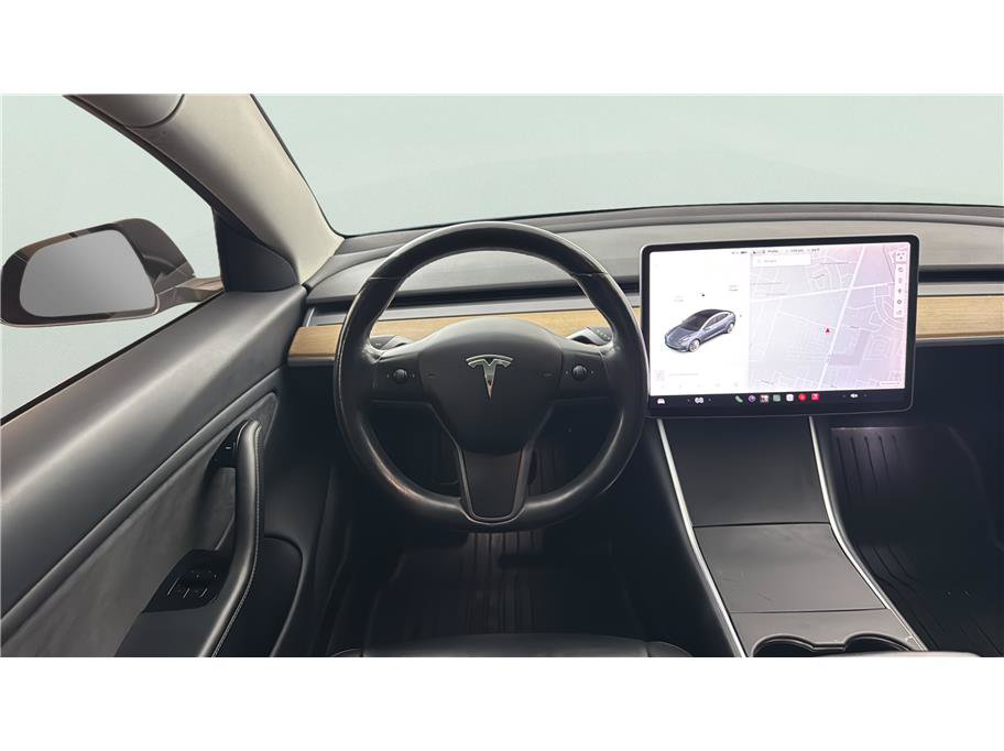 Used 2018 Tesla Model 3 Long Range RWD image 23