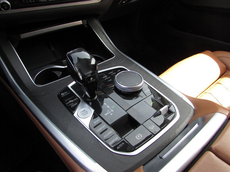 Used 2020 BMW X7 xDrive40i w/ Premium Package AWD/4WD image 20