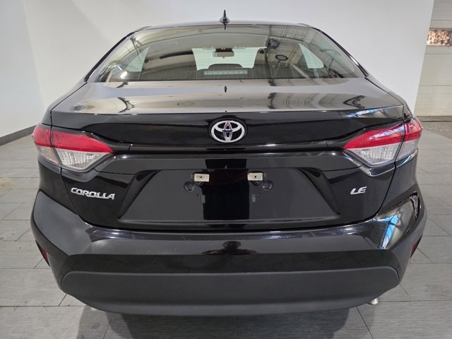 Used 2025 Toyota Corolla LE image 4
