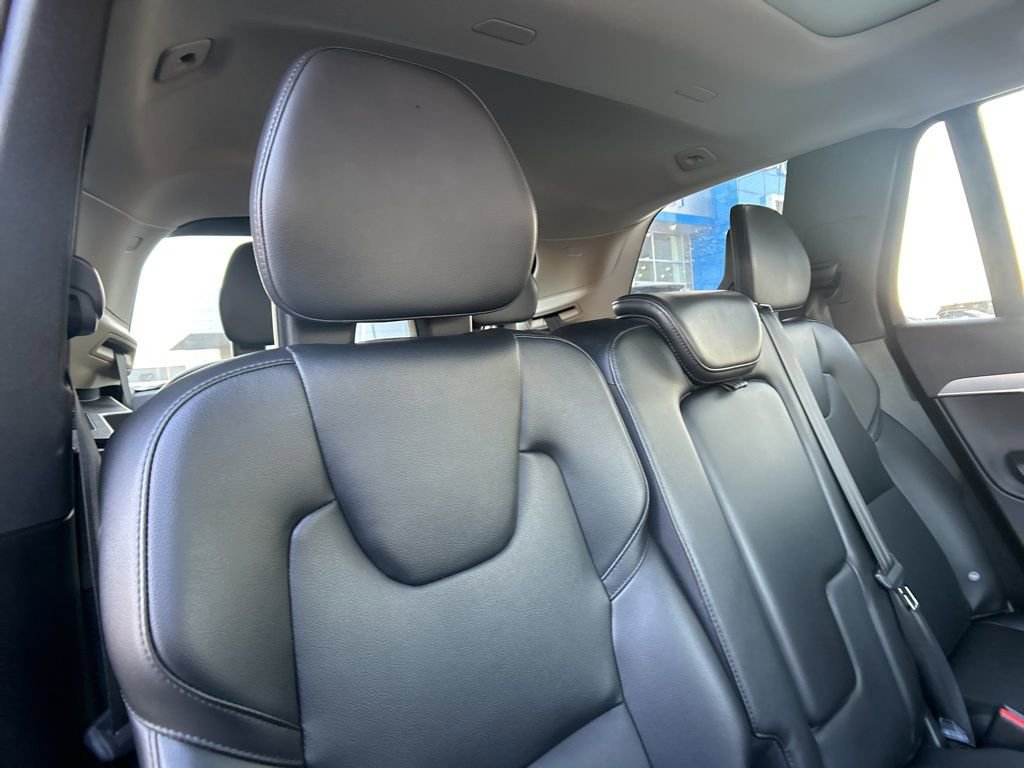 Used 2023 Volvo XC90 B5 Core AWD/4WD image 35