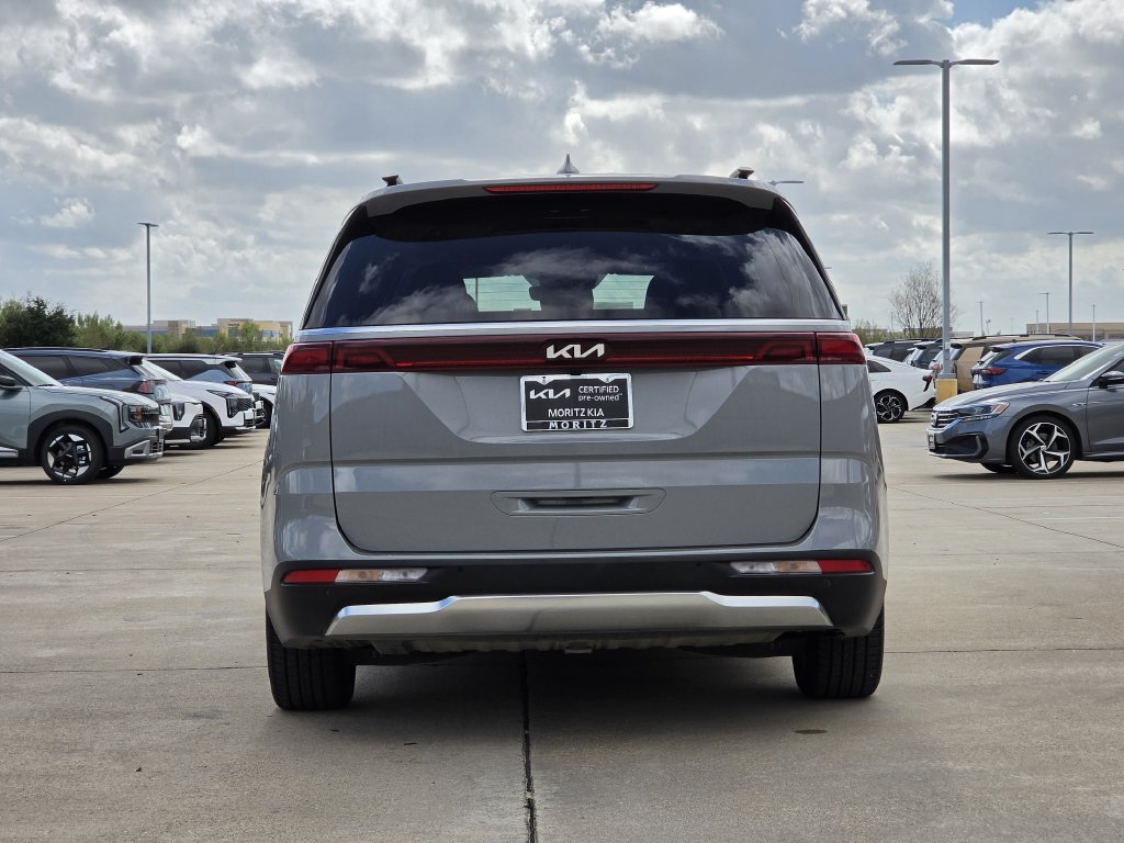 Certified 2022 Kia Carnival SX FWD image 15