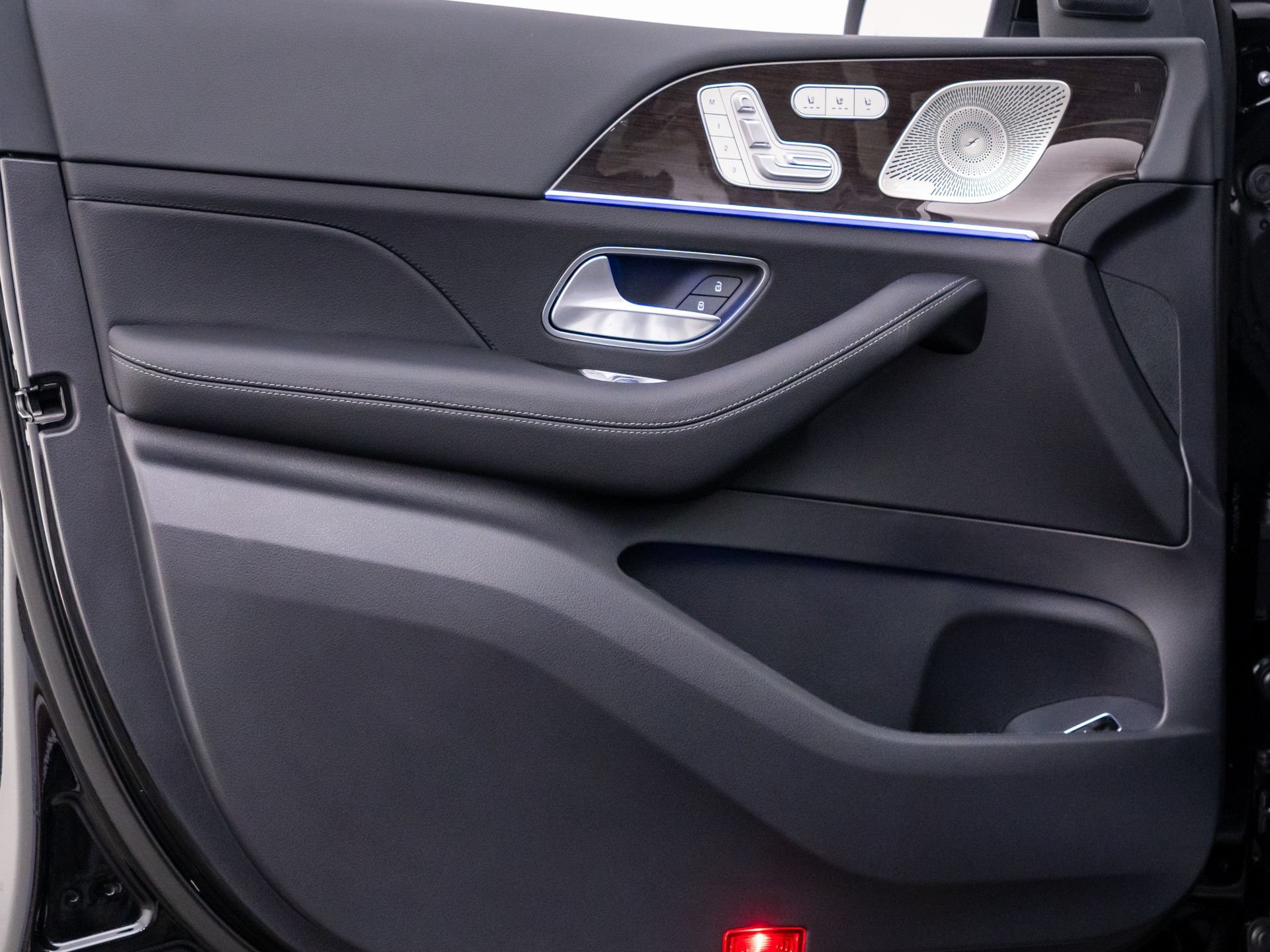 New 2026 Mercedes-Benz GLE 450 4MATIC image 14