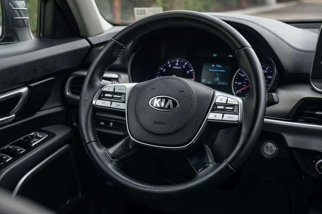 Used 2021 Kia Telluride LX FWD image 12