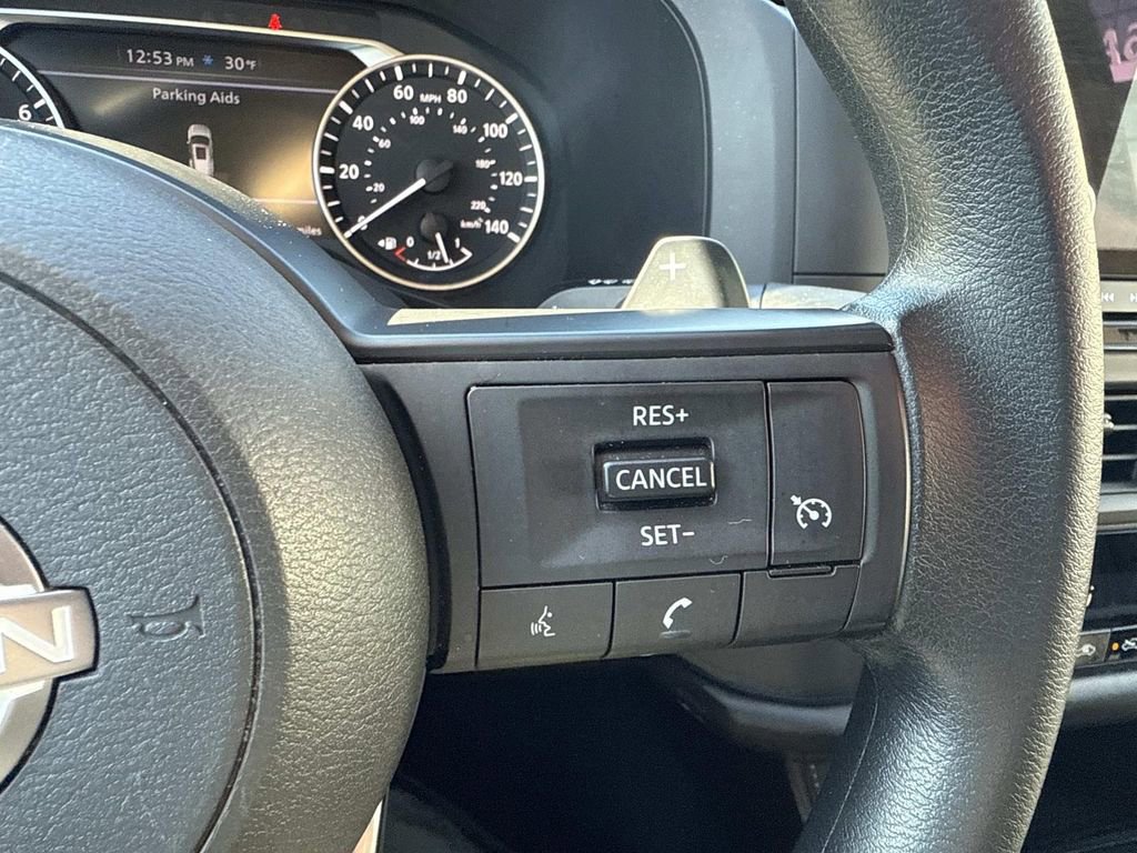 Used 2024 Nissan Pathfinder S image 29