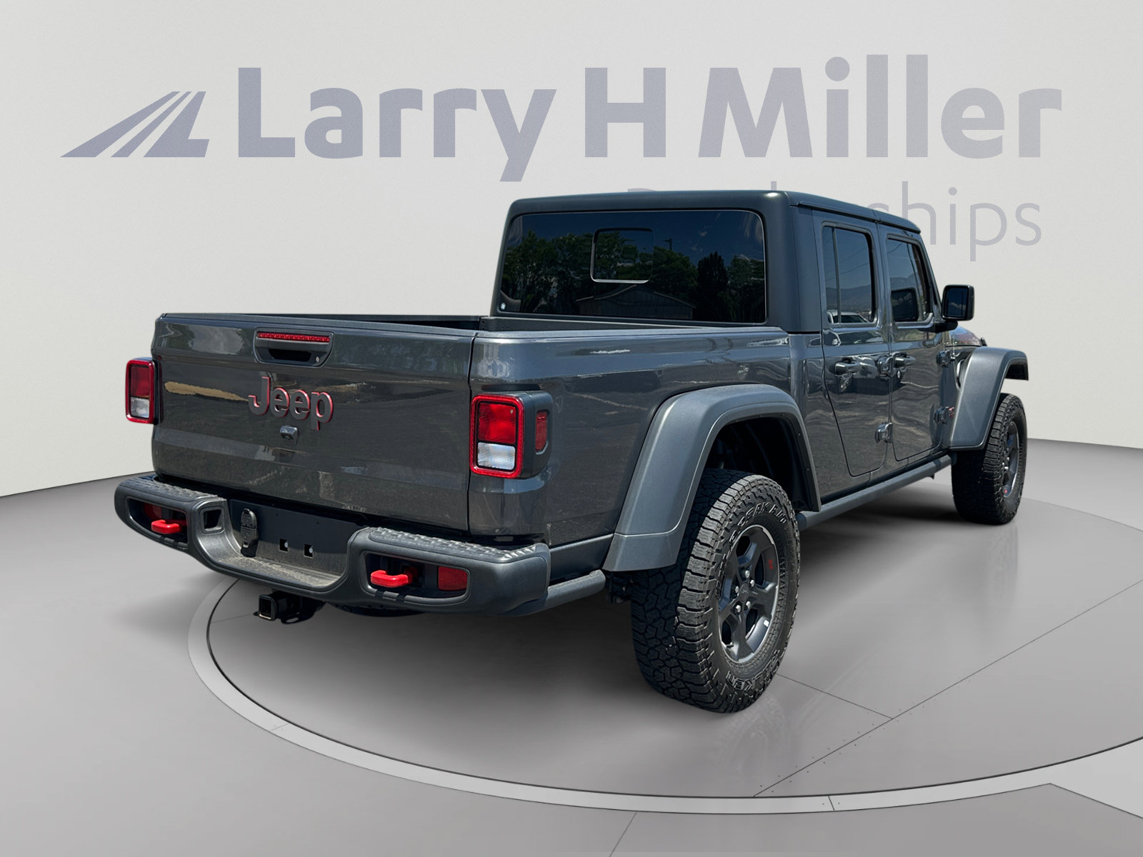 Used 2022 Jeep Gladiator Rubicon w/ Cold Weather Group AWD/4WD image 5