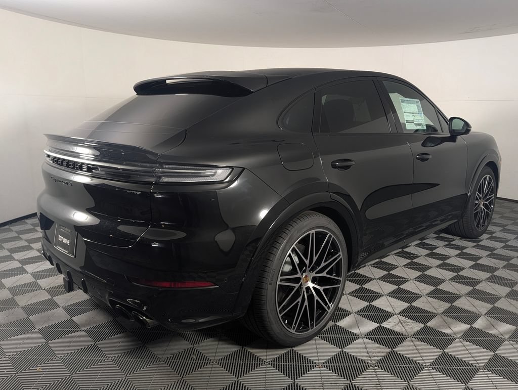 New 2026 Porsche Cayenne GTS AWD/4WD image 7